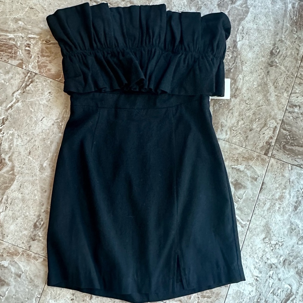 Women’s Black Strapless Dress